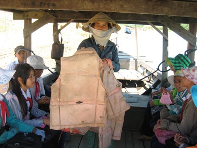 Những chuyến đò “phong phanh” - 2 Những chuyến đò “phong phanh” - 2