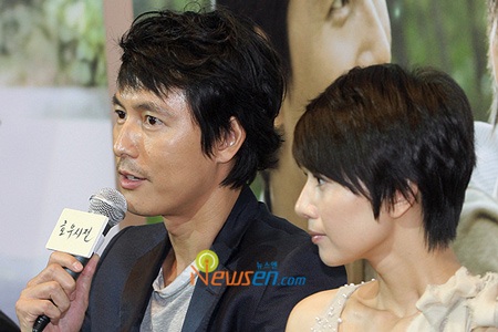 Cao Viên Viên lãng mạn bên chàng “sát thủ” Jung Woo Sung - 14 Cao Viên Viên lãng mạn bên chàng “sát thủ” Jung Woo Sung - 14