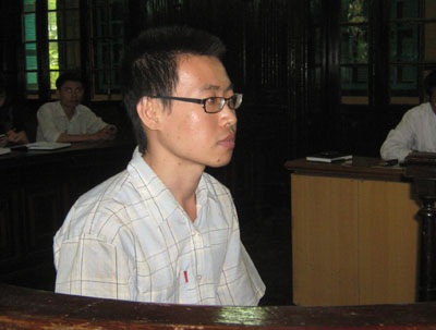 Hung thủ giết, đốt xác bạn gái lĩnh án tử hình - 1 Hung thủ giết, đốt xác bạn gái lĩnh án tử hình - 1