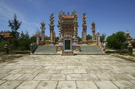 Nghĩa trang xa hoa bậc nhất miền Trung - 2