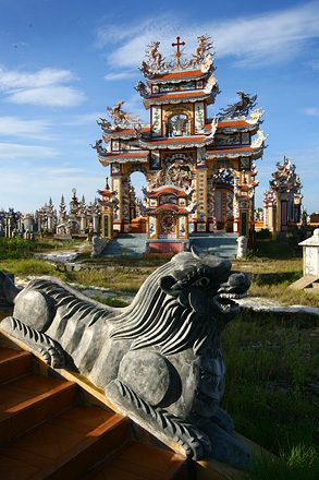 Nghĩa trang xa hoa bậc nhất miền Trung - 8