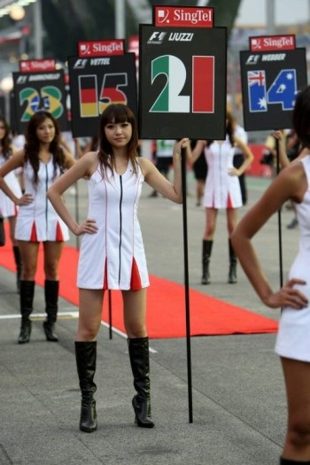 Kiều nữ trên đường đua đêm Singapore - 9