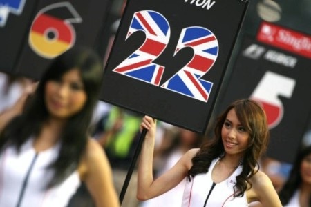 Kiều nữ trên đường đua đêm Singapore - 12