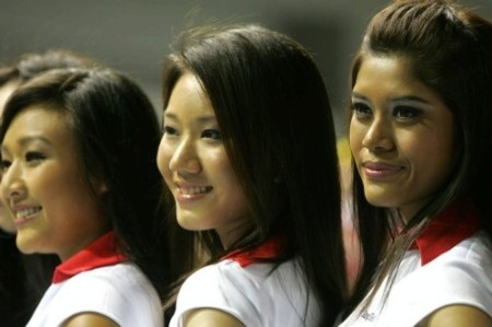 Kiều nữ trên đường đua đêm Singapore - 6