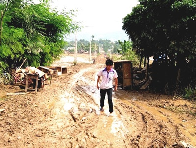 Mường Hạt xác xơ sau trận lũ kinh hoàng - 1