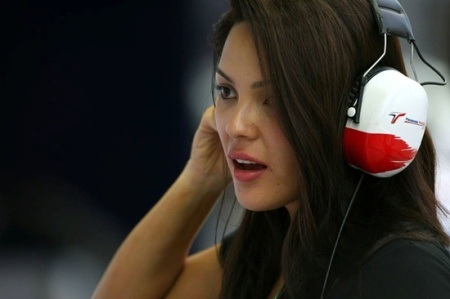 Kiều nữ trên đường đua đêm Singapore - 21