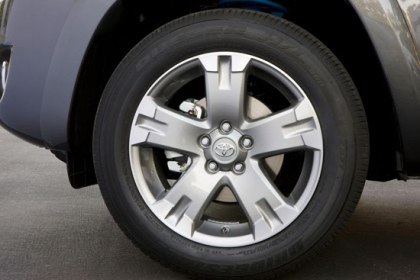 Những nét mới trên Toyota RAV4 phiên bản 2010 - 3 Những nét mới trên Toyota RAV4 phiên bản 2010 - 3