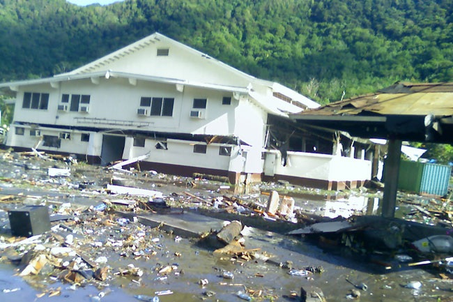 Thủ tướng Samoa sốc trước sức tàn phá của sóng thần - 2 Thủ tướng Samoa sốc trước sức tàn phá của sóng thần - 2