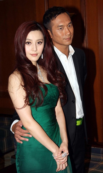 Phạm Băng Băng “bị bắt quả tang” thân mật với bạn diễn - 3