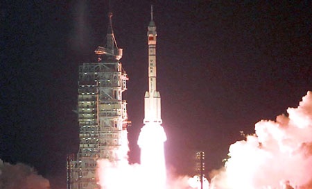 Nhìn lại bước nhảy của Trung Quốc trong vũ trụ - 2