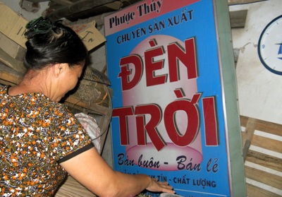 Lao đao làng đèn trời  - 1 Lao đao làng đèn trời  - 1