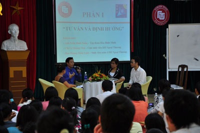 “Talkshow ra trường” cho sinh viên khối Kinh tế - 1 “Talkshow ra trường” cho sinh viên khối Kinh tế - 1