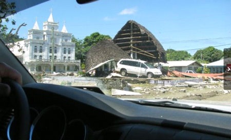 Ảnh sóng thần tàn phá quần đảo Samoa - 13