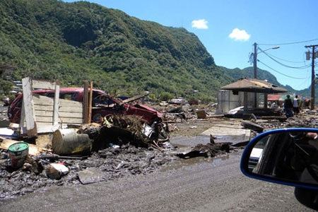 Thảm hoạ sóng thần, động đất ở Samoa và Indonesia