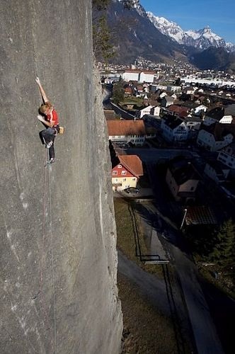 Màn chinh phục vách đá dựng đứng thót tim - 6 Màn chinh phục vách đá dựng đứng thót tim - 6