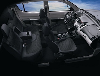 Giới thiệu Mitsubishi Triton phiên bản 2010  - 2