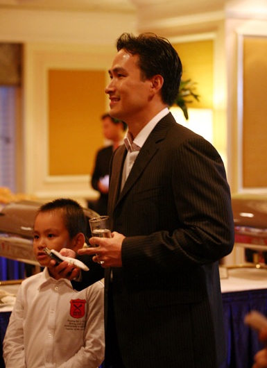 Gia đình Chi Bảo nổi bật trong bữa tiệc “đầy sao” - 3