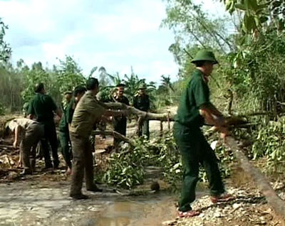 Giải cứu hàng ngàn người Campuchia mắc kẹt trong bão số 9 - 2