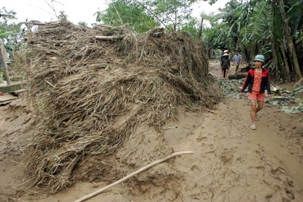 Chùm ảnh: Nơi cơn bão đi qua - 6
