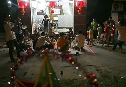 Ngắm trăng đêm Rằm - 12