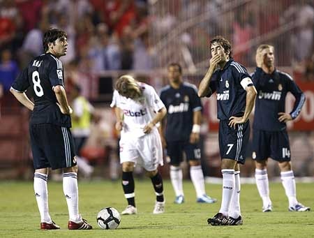 Sevilla buộc Real Madrid nếm mùi thất bại - 3 Sevilla buộc Real Madrid nếm mùi thất bại - 3