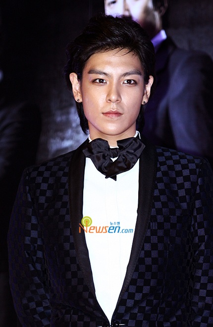 Hai mỹ nhân của “bom tấn” Iris “đọ” độ xinh đẹp - 19