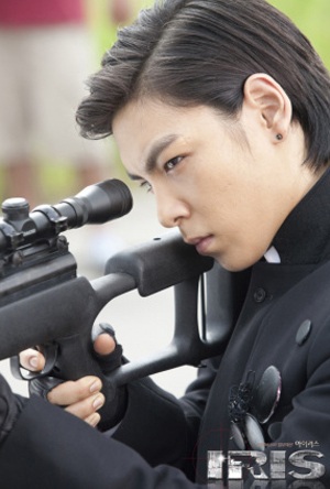 Hai mỹ nhân của “bom tấn” Iris “đọ” độ xinh đẹp - 25