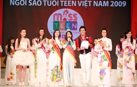 Đêm chung kết đầy bất ngờ của Miss teen 2009 - 13 Đêm chung kết đầy bất ngờ của Miss teen 2009 - 13