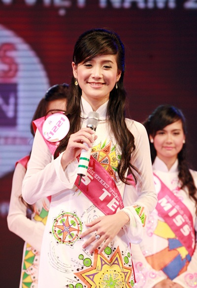 Đêm chung kết đầy bất ngờ của Miss teen 2009 - 10 Đêm chung kết đầy bất ngờ của Miss teen 2009 - 10