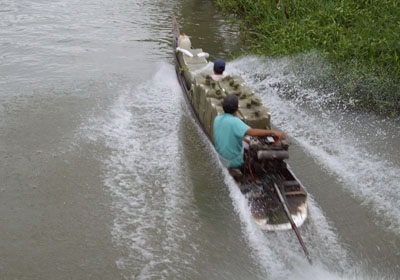 Buôn lậu tung hoành vùng biên - 1 Buôn lậu tung hoành vùng biên - 1