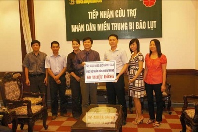 Tập đoàn DOJI hướng về miền Trung bão lũ - 1 Tập đoàn DOJI hướng về miền Trung bão lũ - 1
