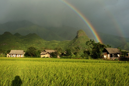 Chùm ảnh: Ngỡ ngàng với cầu vồng rực rỡ - 10