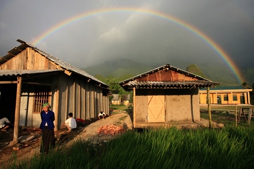 Chùm ảnh: Ngỡ ngàng với cầu vồng rực rỡ - 3