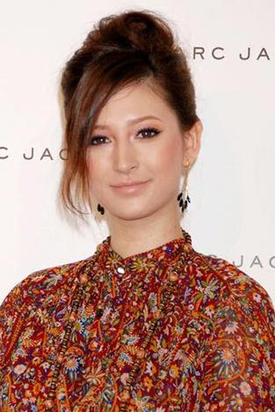 “Bông hồng lai” Leah Dizon sắp trở lại - 3 “Bông hồng lai” Leah Dizon sắp trở lại - 3