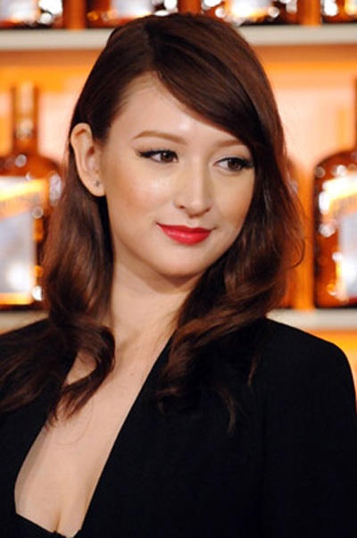 “Bông hồng lai” Leah Dizon sắp trở lại - 4 “Bông hồng lai” Leah Dizon sắp trở lại - 4