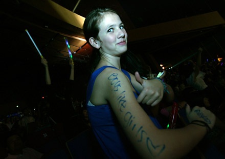 Boys Like Girls làm “điên đảo” giới trẻ Thủ đô - 5 Boys Like Girls làm “điên đảo” giới trẻ Thủ đô - 5