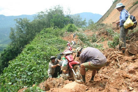 Vừa đi vừa nghe núi lở - 7