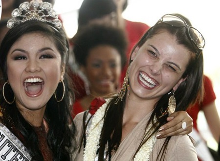 “Choáng” vì gương mặt mộc của Hoa hậu Hoàn vũ - 7