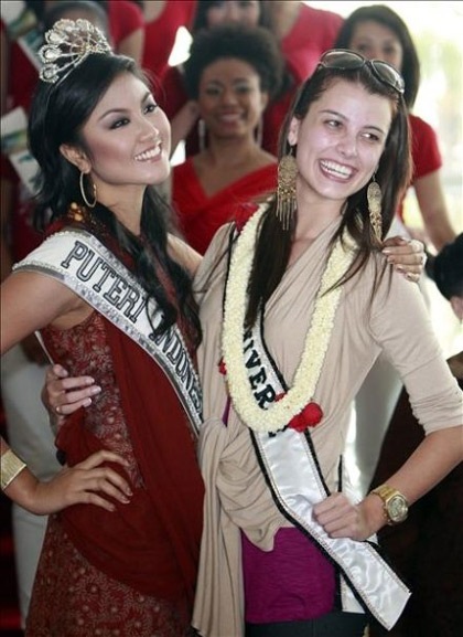 “Choáng” vì gương mặt mộc của Hoa hậu Hoàn vũ - 8