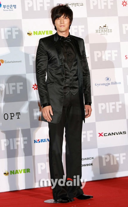 Sao Hàn đua nhau “tỏa sáng” tại LHP quốc tế Pusan - 33