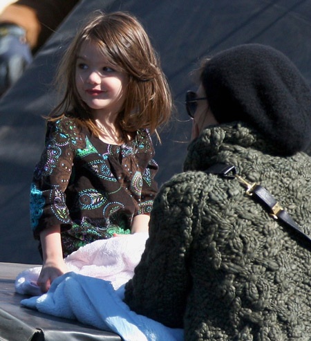 Cuộc sống của bé Suri Cruise thực sự thế nào? - 5 Cuộc sống của bé Suri Cruise thực sự thế nào? - 5