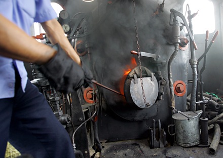 Ngược thời gian trên những nhịp cầu Long Biên - 1