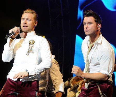 Cuộc đời và sự nghiệp của Stephen Gately qua ảnh - 14