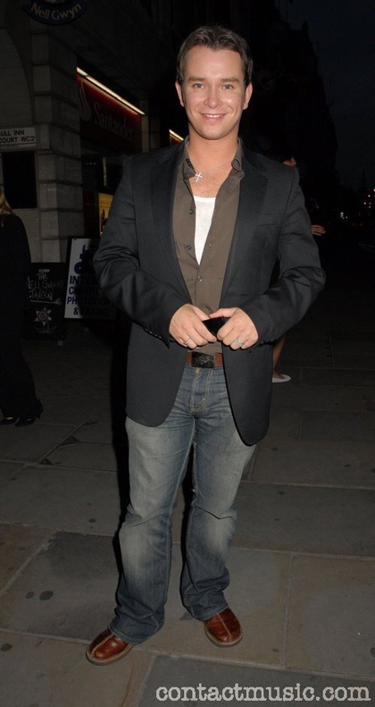 Cuộc đời và sự nghiệp của Stephen Gately qua ảnh - 15