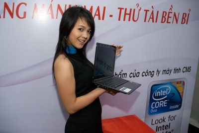 “Siêu mẫu” laptop Z light: bước đột phá của CMS trên thị trường laptop Việt Nam  - 1