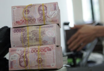 Ngân hàng tăng vốn trung dài hạn bằng trái phiếu - 1