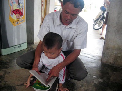 3 tuổi đã đọc chữ vanh vách - 1 3 tuổi đã đọc chữ vanh vách - 1