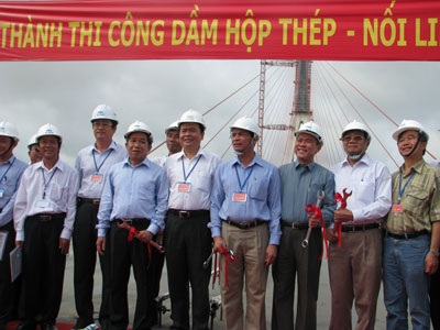 Hợp long cầu Cần Thơ, nối liền 2 bờ sông Hậu - 3