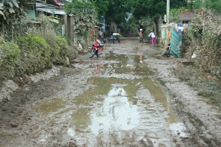 Nụ cười Ba Na sau cơn bão số 9 - 3