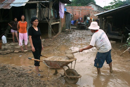 Nụ cười Ba Na sau cơn bão số 9 - 12